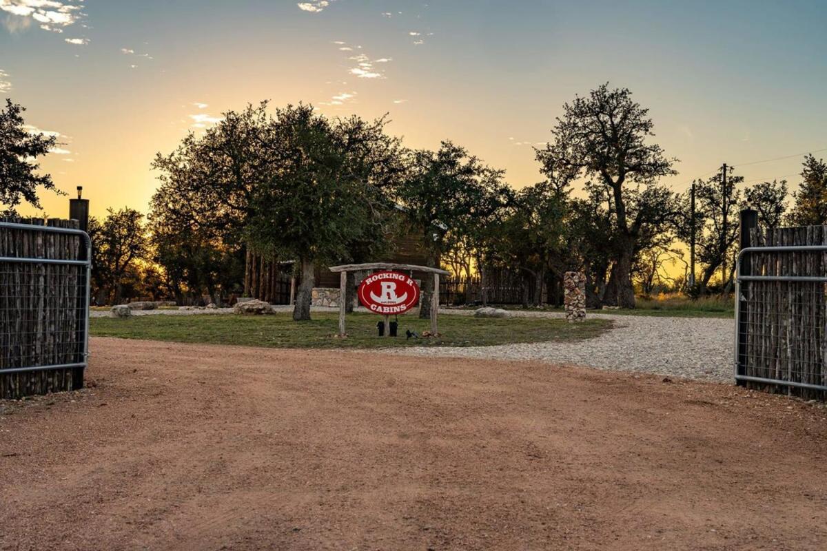 Rockin' R - Morning Star Cabin Fredericksburg Ngoại thất bức ảnh