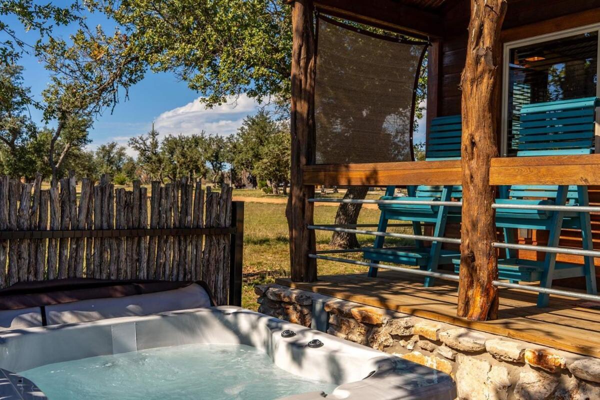 Rockin' R - Morning Star Cabin Fredericksburg Ngoại thất bức ảnh